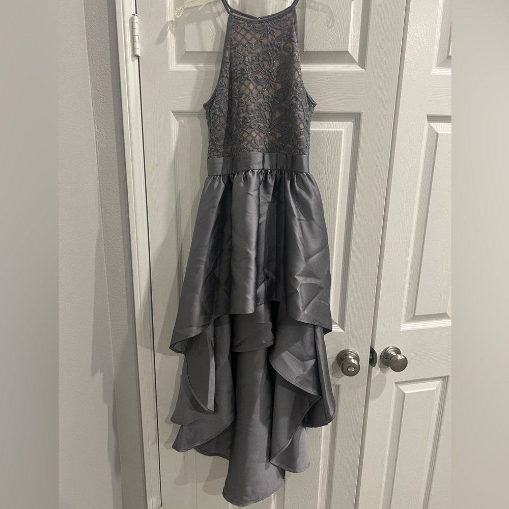 Beautiful silver holiday dress size small.